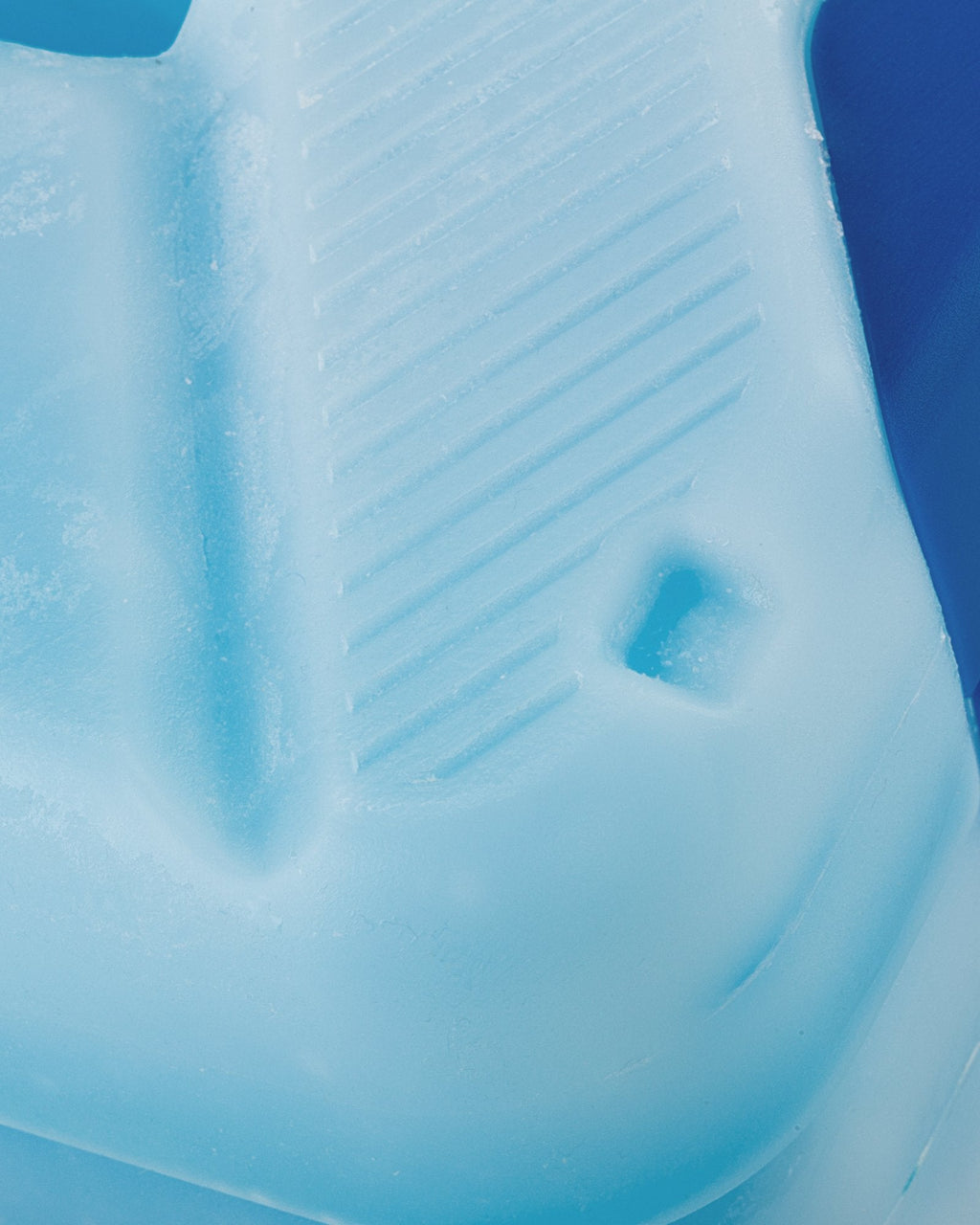 UA Sideline 1.5lb. Ice Block - Blue