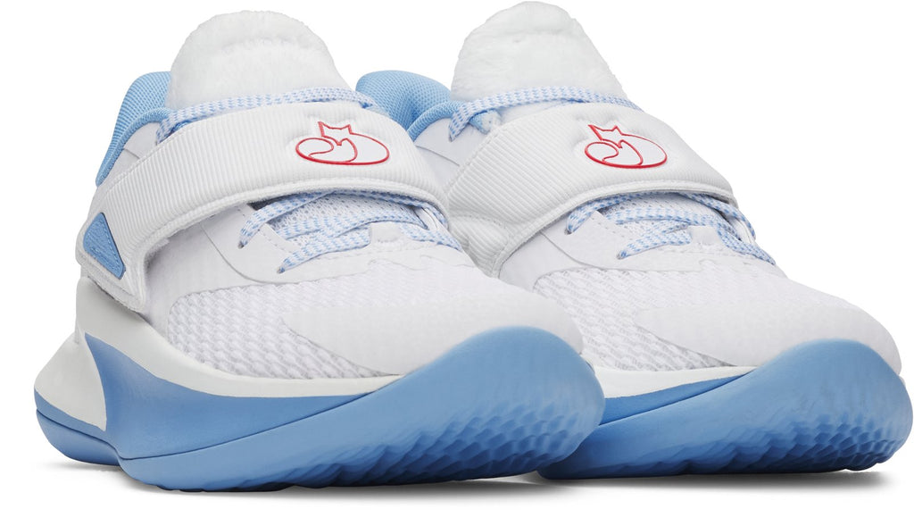 D. Fox 2 Grade School Basketball Shoes - White