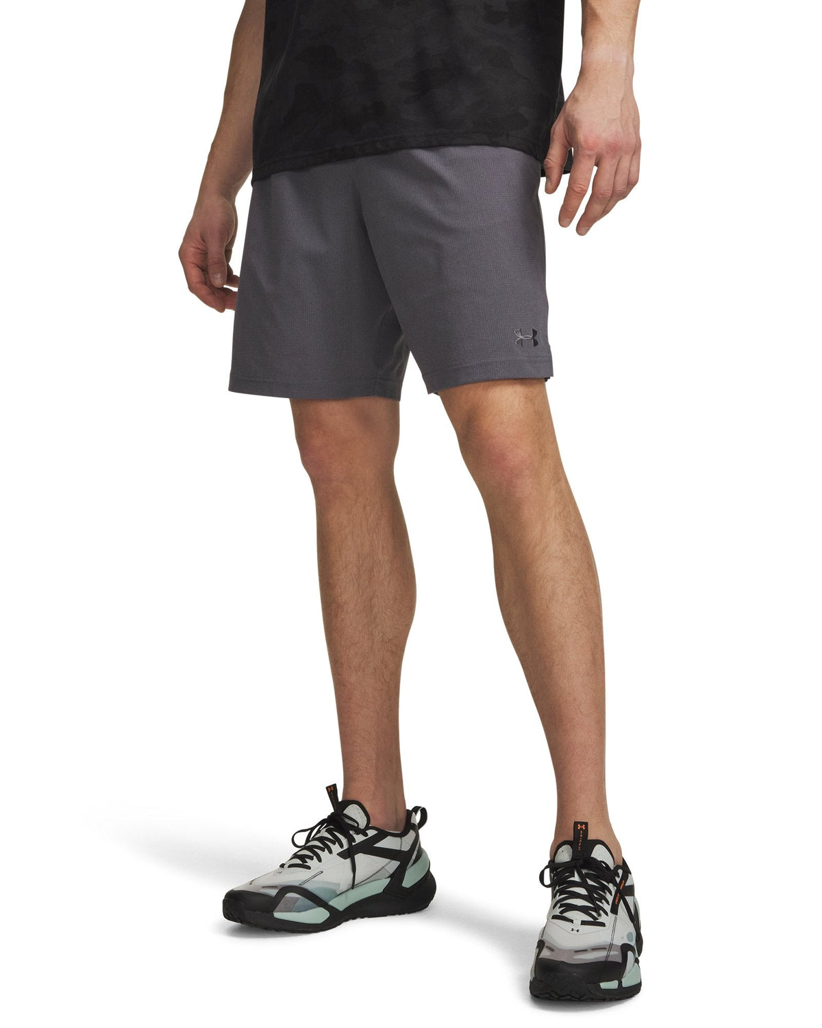 UA Motivate Vented Men's 9" Shorts - Gray