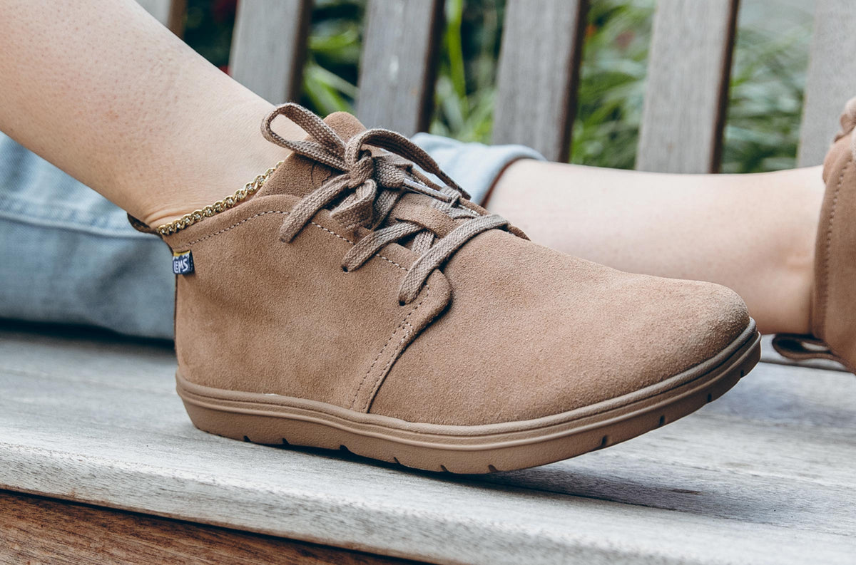 Women's Chukka Suede